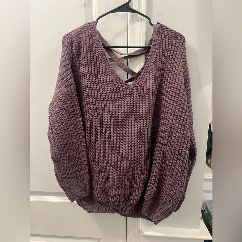 Mauve V-Neck Sweater with back details